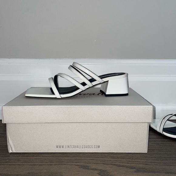 LAST CHANCE (moving to new country Aug 22nd) L’intervalle Sandals - Picture 3 of 5